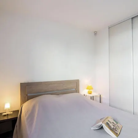 Le Magellan-1 By Interhome Saint-Raphael (Var)