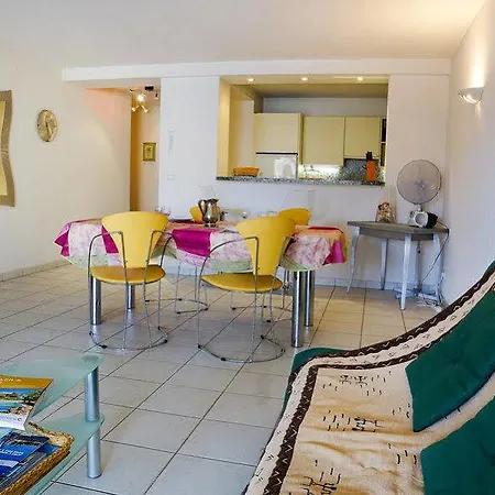 Le Magellan-1 By Interhome Saint-Raphael (Var)